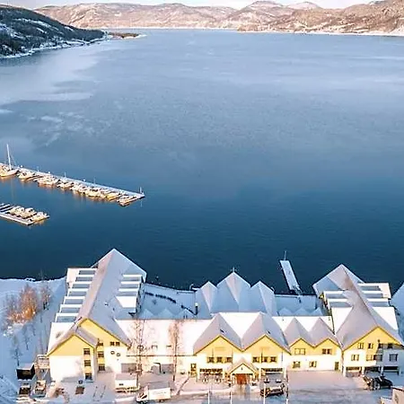 Rognan Hotel 3*